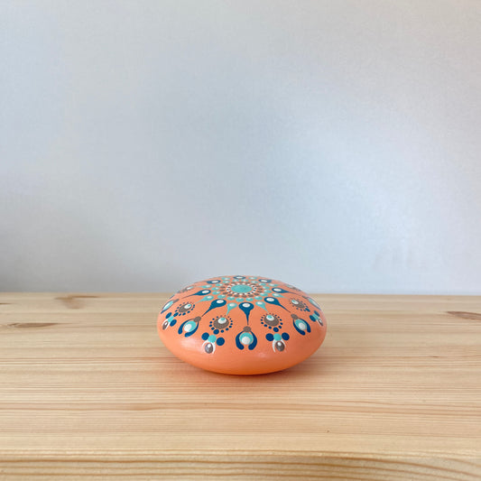 Mandala stipsteen zalmroze - 9,5 cm - porseleingips